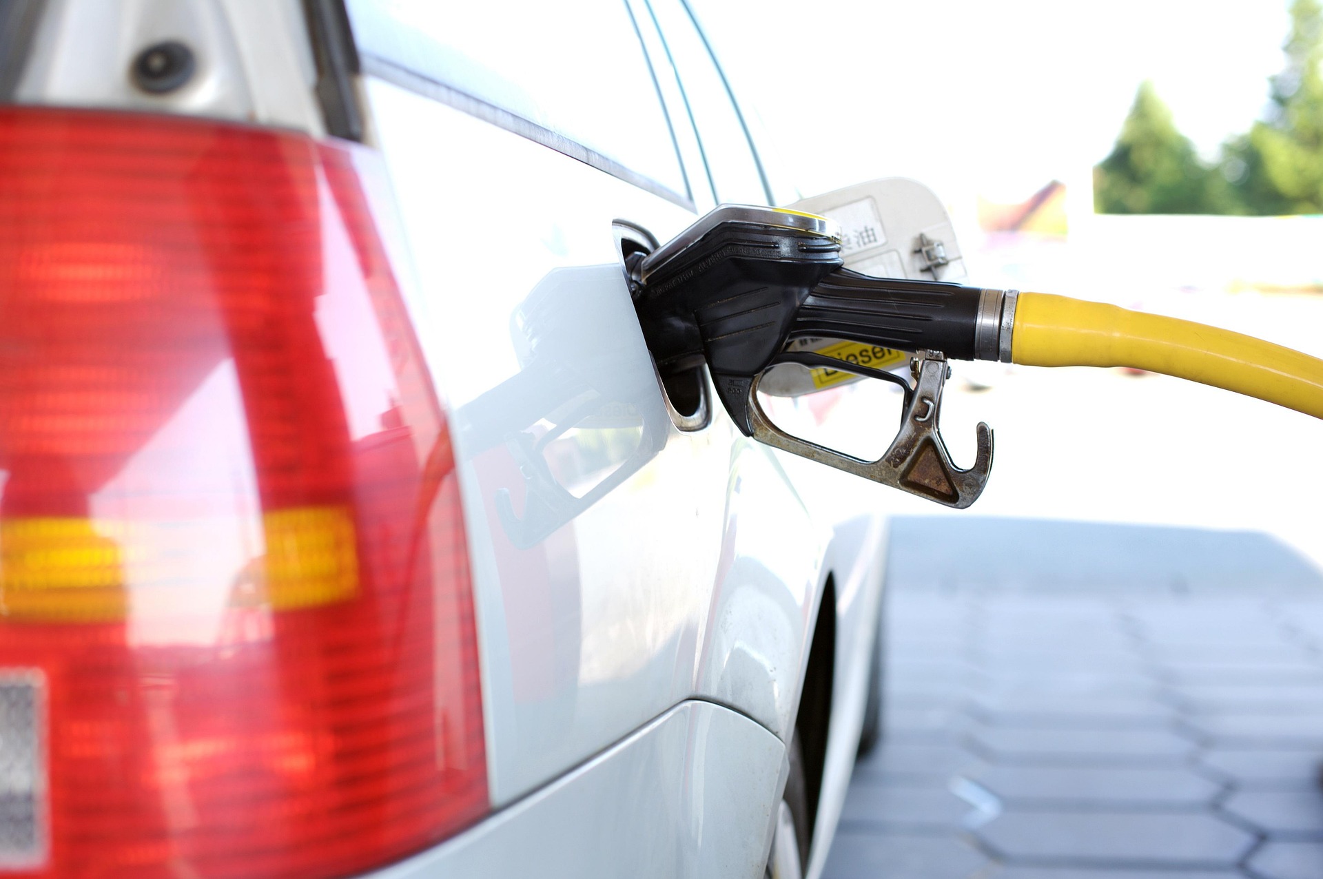 andreas160578-refuel-2157211-1920